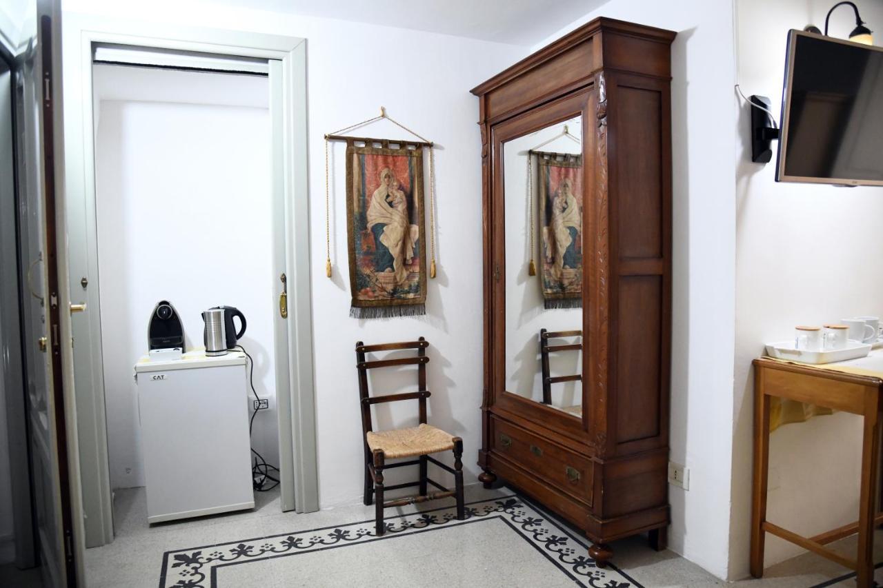 Domo Peonia Bianca Otel Nuoro  Dış mekan fotoğraf