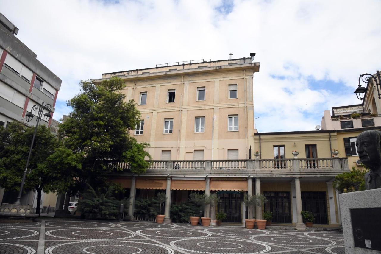 Domo Peonia Bianca Otel Nuoro  Dış mekan fotoğraf